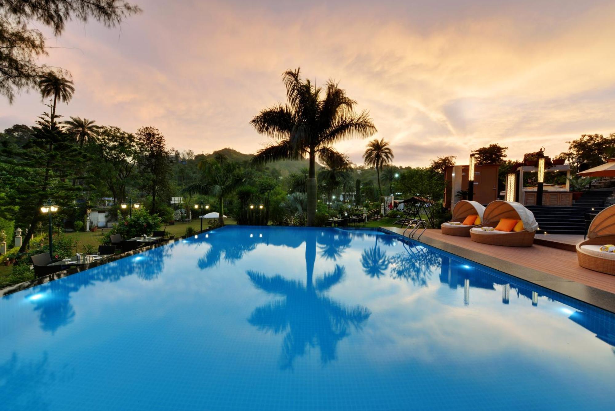 Chacha Inn The Garden Retreat Маунт-Абу Экстерьер фото